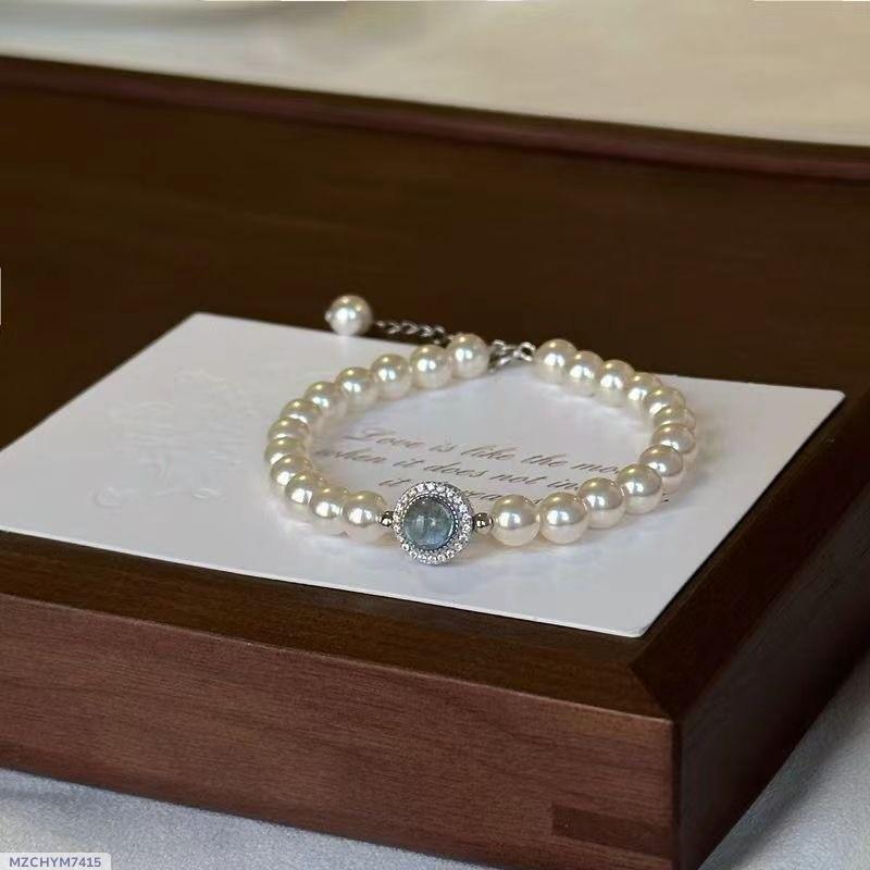Luxe Moonlight Pearl Bracelet